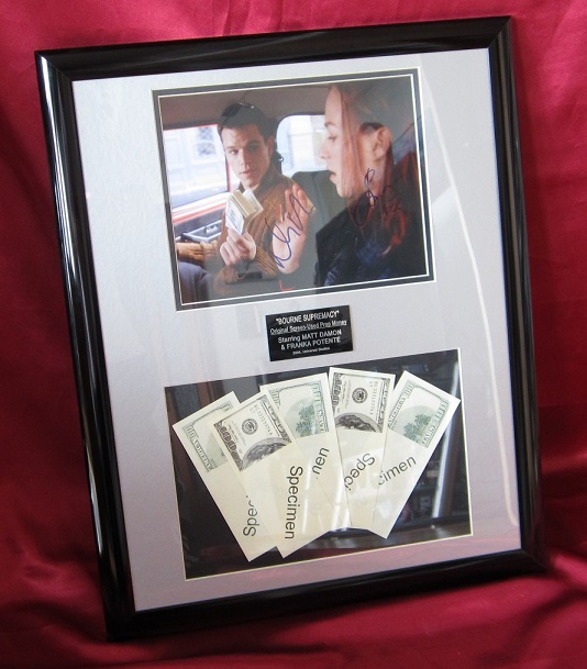 BOURNE SUPREMACY - SCREEN USED MOVIE PROP MONEY