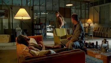 Zum Schluss wäre da noch der Schlafzimmer mit einem Bett, einem