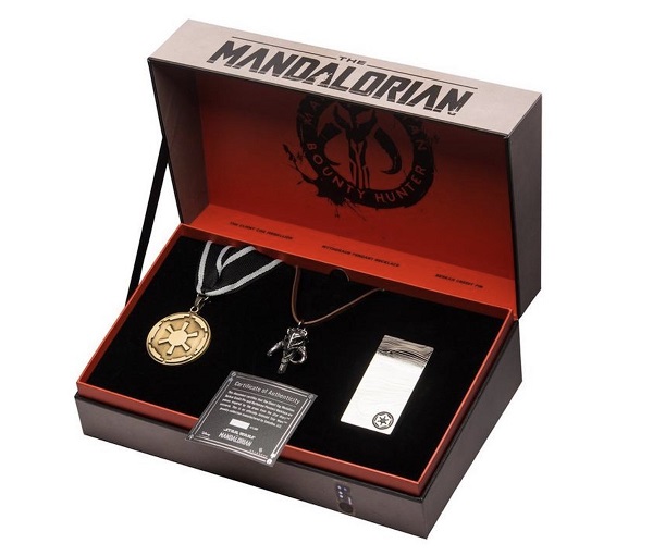 GameStop - The Mandalorian Jewelry Set