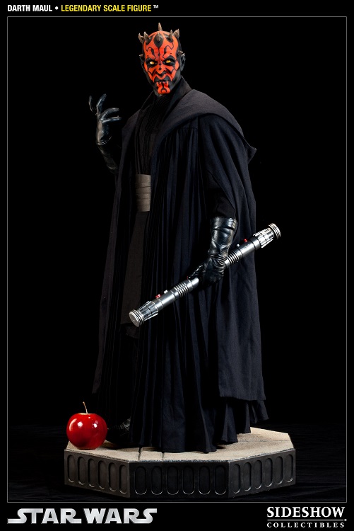 Darth Maul - Legendary Scale Figure
