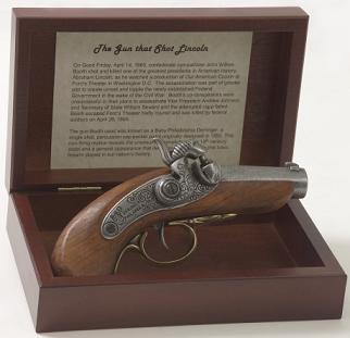 THE GUN THAT SHOT LINCOLN - REPLICA GUN BOX SET